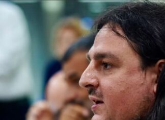 Campi Flegrei, l’atto d’accusa del sindaco Josi Gerardo Della Ragione: «Ci avete traditi, a Roma bocciati tutti gli aiuti»