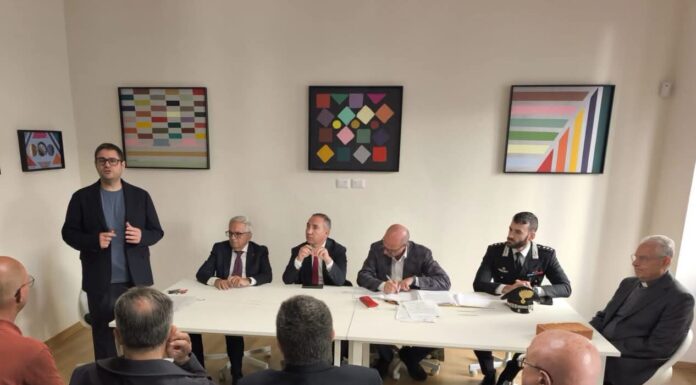 Quarto, svolta per la legalità: firmato l’atto per la nuova caserma dei Carabinieri